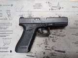 GLOCK 22 G22 GEN 4 .40 (Night Sights) POLICE TRADE IN - 1 of 3