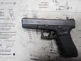 GLOCK 22 G22 GEN 4 .40 (Night Sights) POLICE TRADE IN - 2 of 3