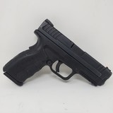 SPRINGFIELD XD-40 - 1 of 7