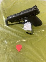SMITH & WESSON M&P 9 SHIELD - 5 of 7