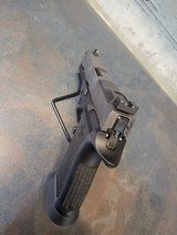 SIG SAUER P320 XCARRY LEGION - 3 of 4