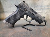 SIG SAUER P320 XCARRY LEGION - 4 of 4
