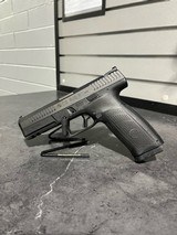 CZ P10 F - 1 of 3