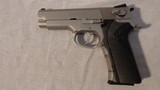 SMITH & WESSON 4006 - 2 of 7