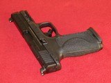 Smith & Wesson M&P M2.0 Optic Ready - 4 of 6