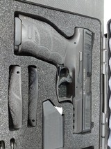 H&K VP40 - 2 of 3
