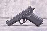 GLOCK 17 G17 GEN 4 9MM W/ 3 MAGS (POLICE TRADE-IN) - 2 of 6