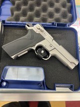 SMITH & WESSON 5906 - 6 of 9