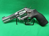 SMITH & WESSON 617-6 - 3 of 7