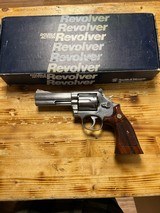 SMITH & WESSON 686 No Dash - 1 of 3