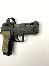 SIG SAUER P229 - 5 of 7