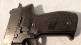 SIG SAUER P226 - 6 of 7