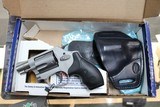 SMITH & WESSON 637-2 AIRWEIGHT - 1 of 2