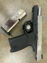 SMITH & WESSON SD40 VE - 2 of 6