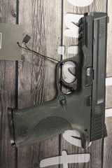 SMITH & WESSON M&P 40 - 2 of 2