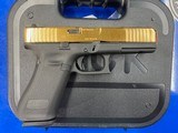 GLOCK 17 GEN 5 GOLD - 2 of 3