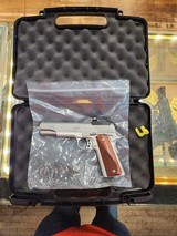 KIMBER 1911 LW Stainless - 1 of 2