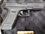 GLOCK 22 G22 GEN 4 .40 (Night Sights) POLICE TRADE IN - 1 of 3