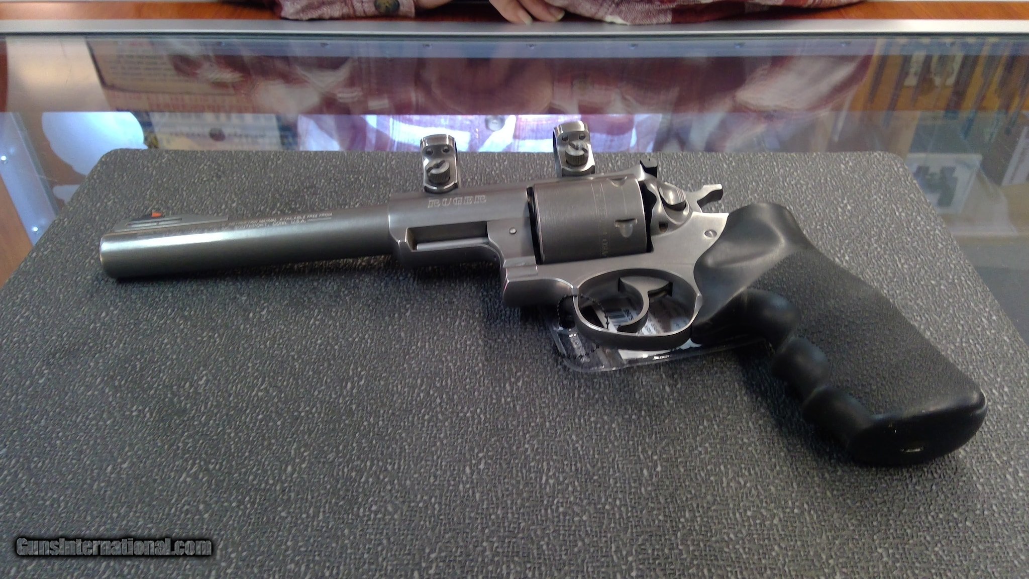 RUGER SUPER REDHAWK