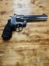 SMITH & WESSON 629 CLASSIC - 2 of 4