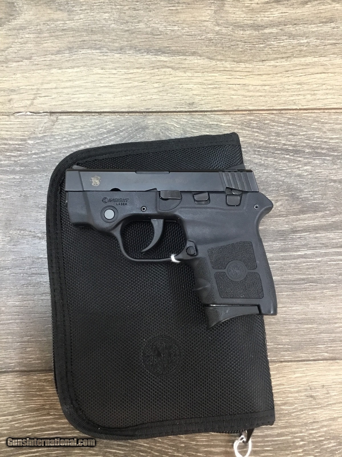 Smith And Wesson Bodyguard 380 Insight Laser 