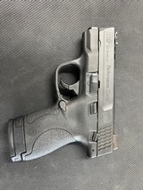 SMITH & WESSON mp shield performance center - 1 of 5