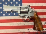 SMITH & WESSON 686 - 1 of 7