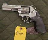 SMITH & WESSON 686-6 PLUS - 1 of 2