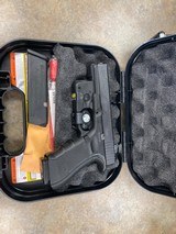 GLOCK 22 GEN4 - 1 of 6