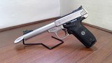 SMITH & WESSON SW22 VICTORY - 1 of 2 SMITH & WESSON SW22 VICTORY - 1 of 2