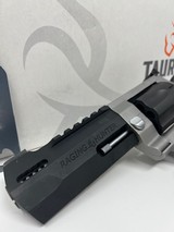 TAURUS RAGING HUNTER - 2 of 6