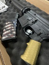 SMITH & WESSON M&P 15 - 2 of 5