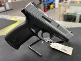 SMITH & WESSON SD40 - 4 of 4