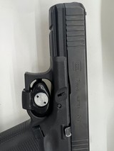 GLOCK 17 g17 gen 5 - 5 of 7