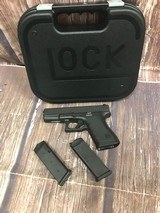 GLOCK 19 G19 Gen 2 - 1 of 6