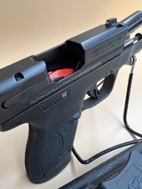 SMITH & WESSON M&P 9 SHIELD PLUS - 2 of 6