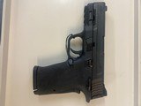 SMITH & WESSON M&P9 SHIELD EZ M2.0 - 3 of 4