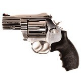 SMITH & WESSON MODEL 686-6 - 1 of 5