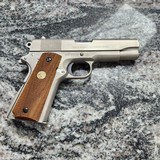 COLT 1911 COMBAT COMMANDER - 2 of 2