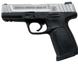 SMITH & WESSON SD40 VE - 2 of 7