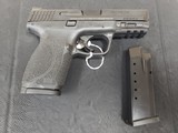 SMITH & WESSON M&P40 M2.0 - 2 of 3