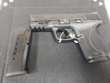 SMITH & WESSON M&P40 M2.0 - 1 of 3