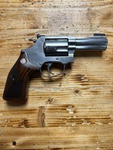 SMITH & WESSON MODEL 60-10 - 1 of 2