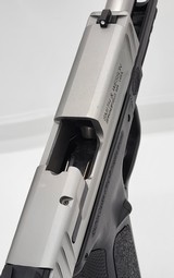 SMITH & WESSON SD40 VE - 5 of 7
