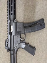 SMITH & WESSON M&P 15/22 - 2 of 4