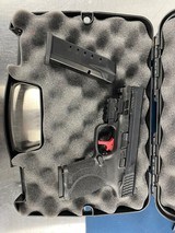 SMITH & WESSON M&P 9
M2.0 - 1 of 3