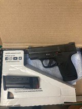 SMITH & WESSON M&P 9 Shield plus - 1 of 1