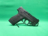 SMITH & WESSON M&P9 SHIELD M2.0 - 2 of 5