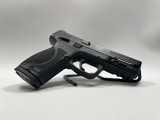 SMITH & WESSON M&P M2.0 COMPACT - 2 of 4