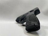 SMITH & WESSON M&P M2.0 COMPACT - 3 of 4